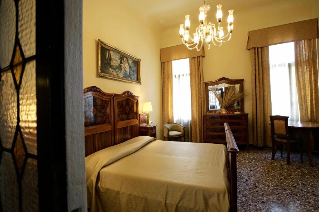 Palazzo Minelli Bed & Breakfast Venesia Bagian luar foto