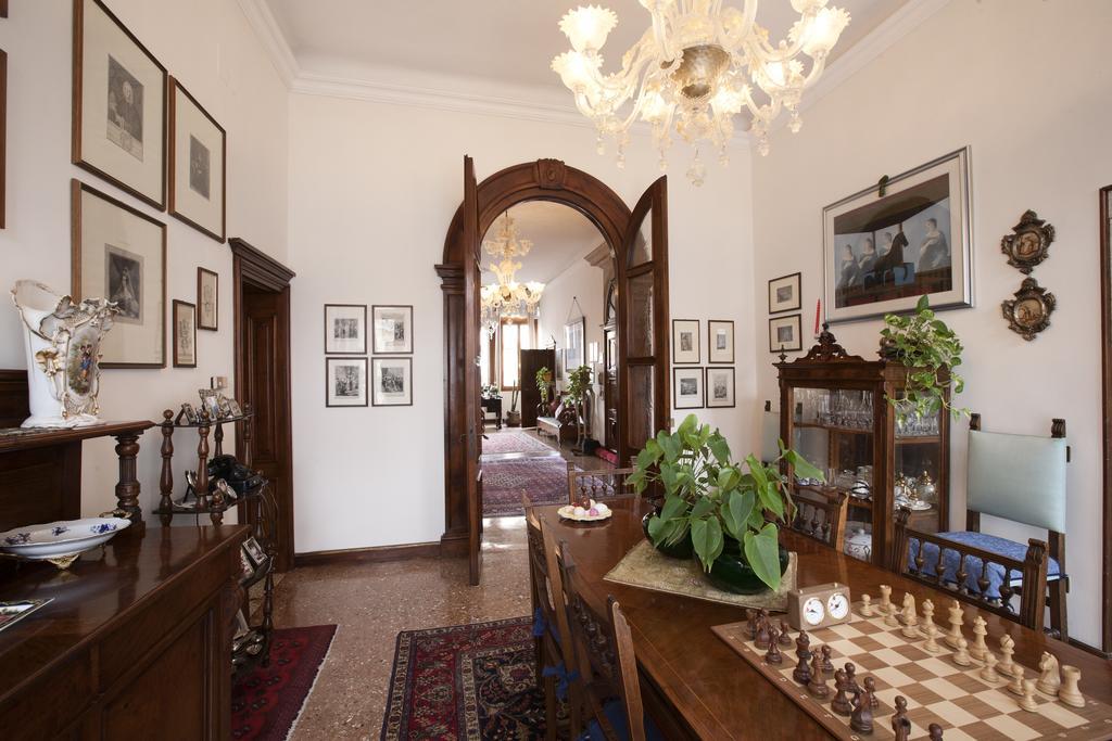 Palazzo Minelli Bed & Breakfast Venesia Bagian luar foto